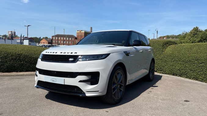 Land Rover Range Rover Sport 3.0 D300 Dynamic SE 5dr Auto Diesel Estate - Image 42